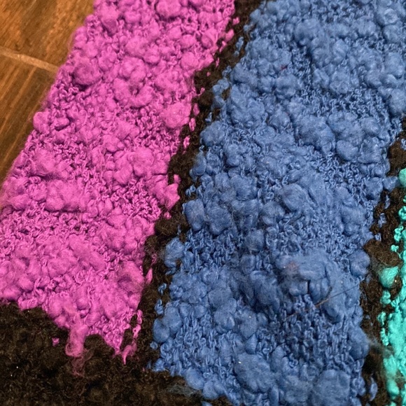 Vintage Colter Bay International striped sleeveless fuzzy vest - Picture 8 of 8